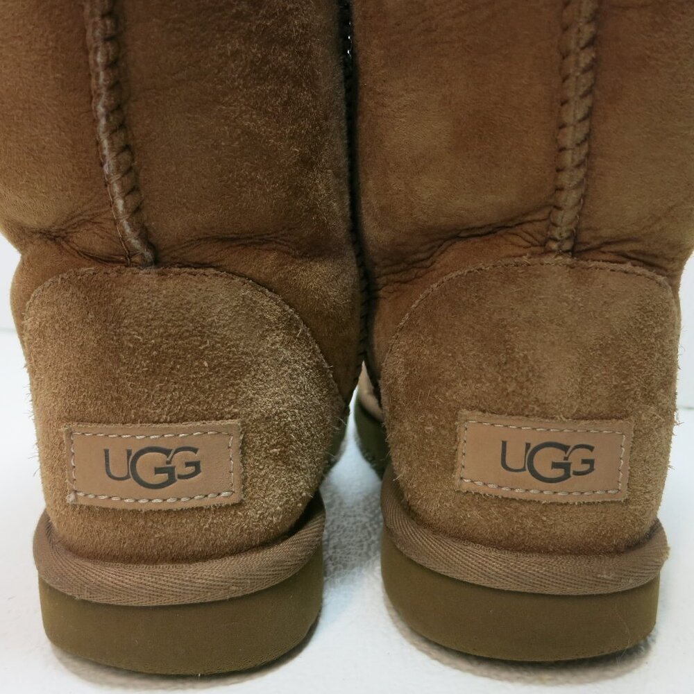 UGG Australia Classic Short Insulated Winter Boots Women's footwear Shoes Sz 6, - Picture 6 of 6